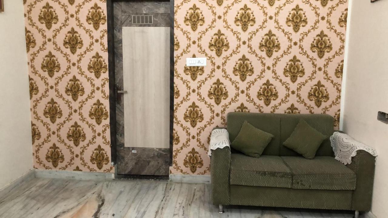Ramaya Home Stay Варанасі Екстер'єр фото